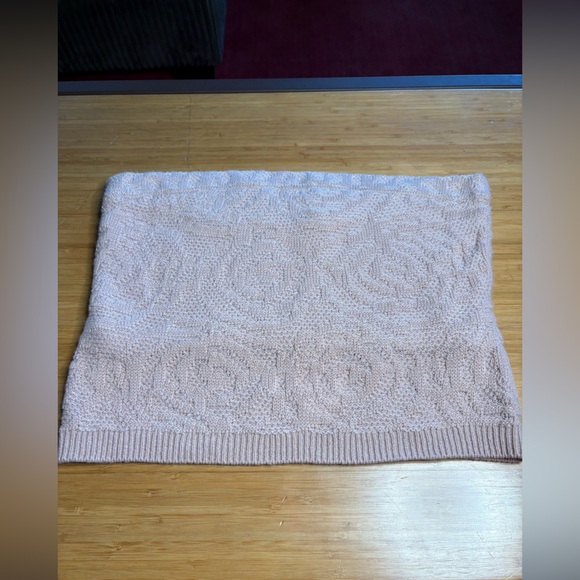 NWT Reformation- Rose Cashmere Linen Set in Color Serenade. Size L - Picture 7 of 13